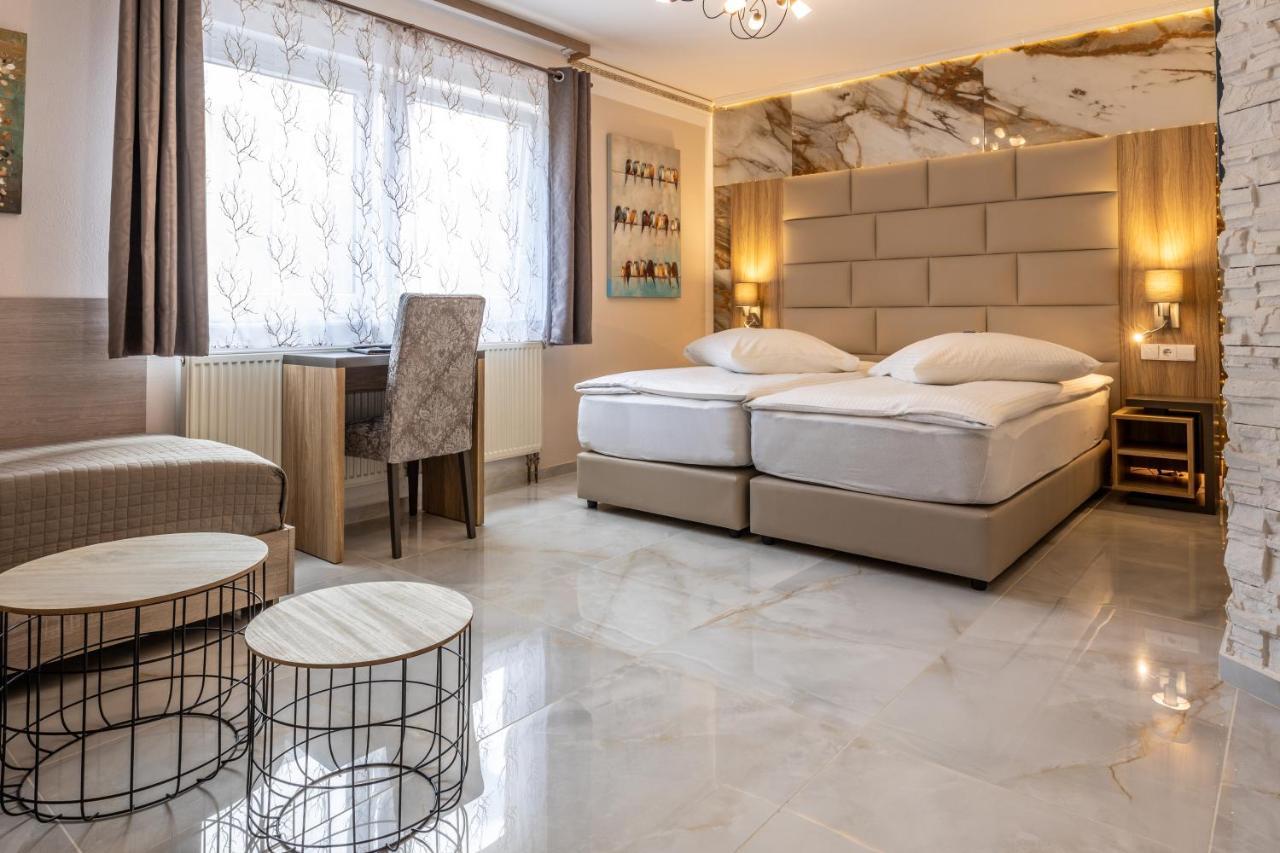 טובינגן Hotel Restaurant Meteora מראה חיצוני תמונה